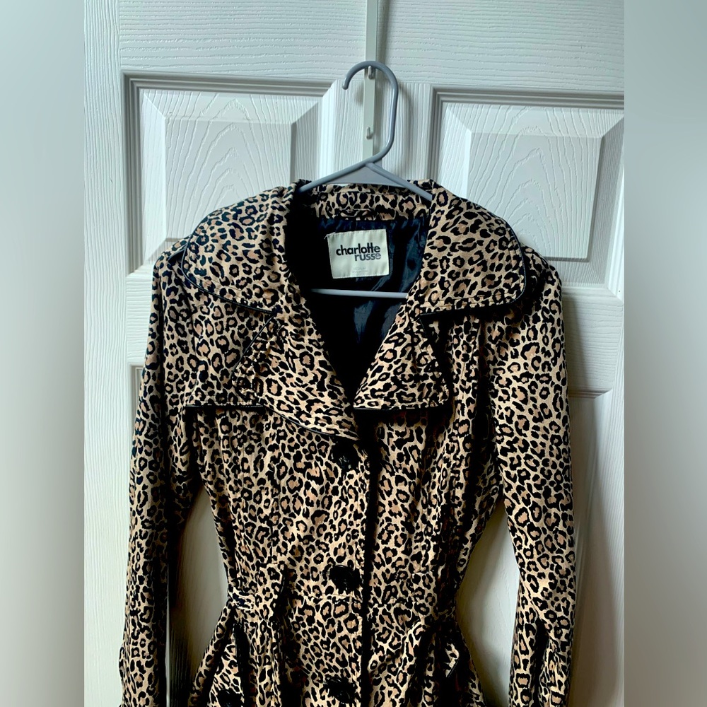 Leopard Print Jacket, like new, stylish, Charlotte Russe, pockets, tie waist, M
